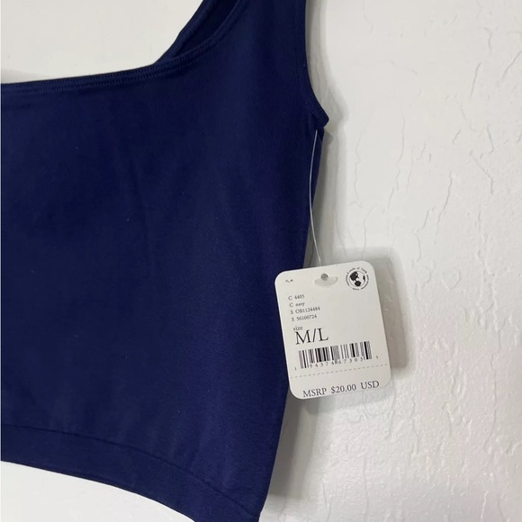 Free People Intimately M/L NWT Scoop Neck Crop Tank Basics Minimalist Bohemian - Picture 5 of 7